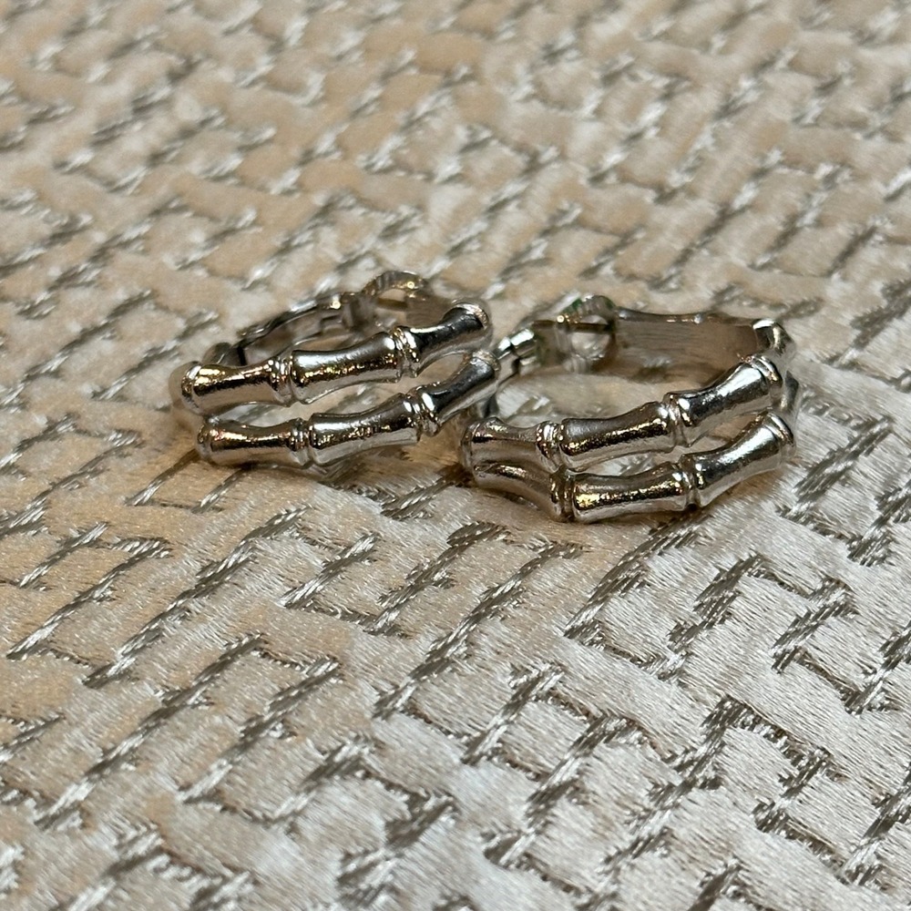 Crown Trifari Double Bamboo Hoop Silver Tone‎ Earrings Vintage